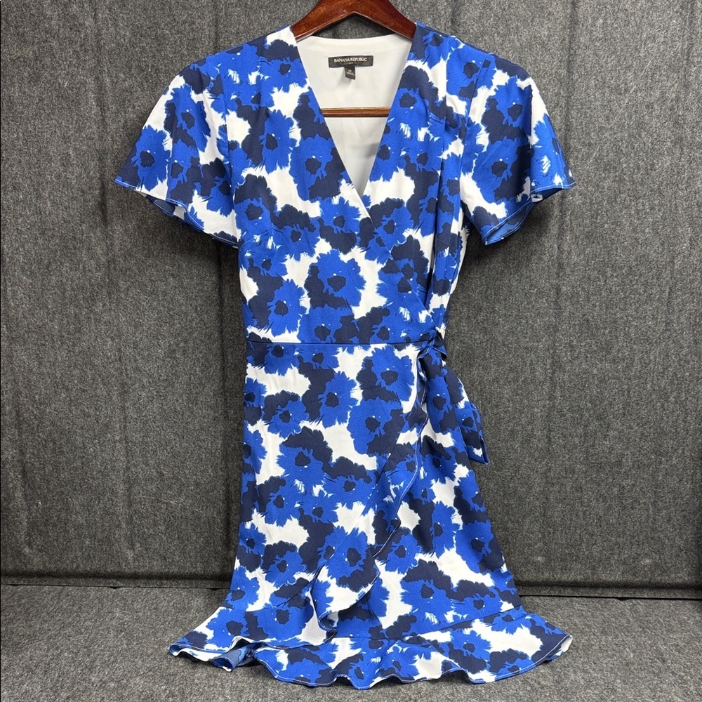 Banana Republic Blue and White Floral Midi Dress
